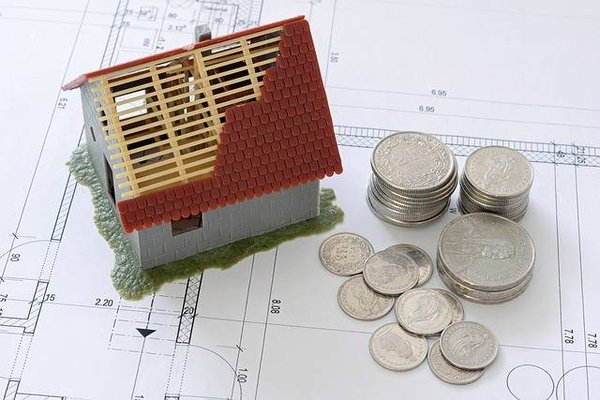 Comment l'évaluation immobilière influence le montant du crédit immobilier accordé par la banque ?